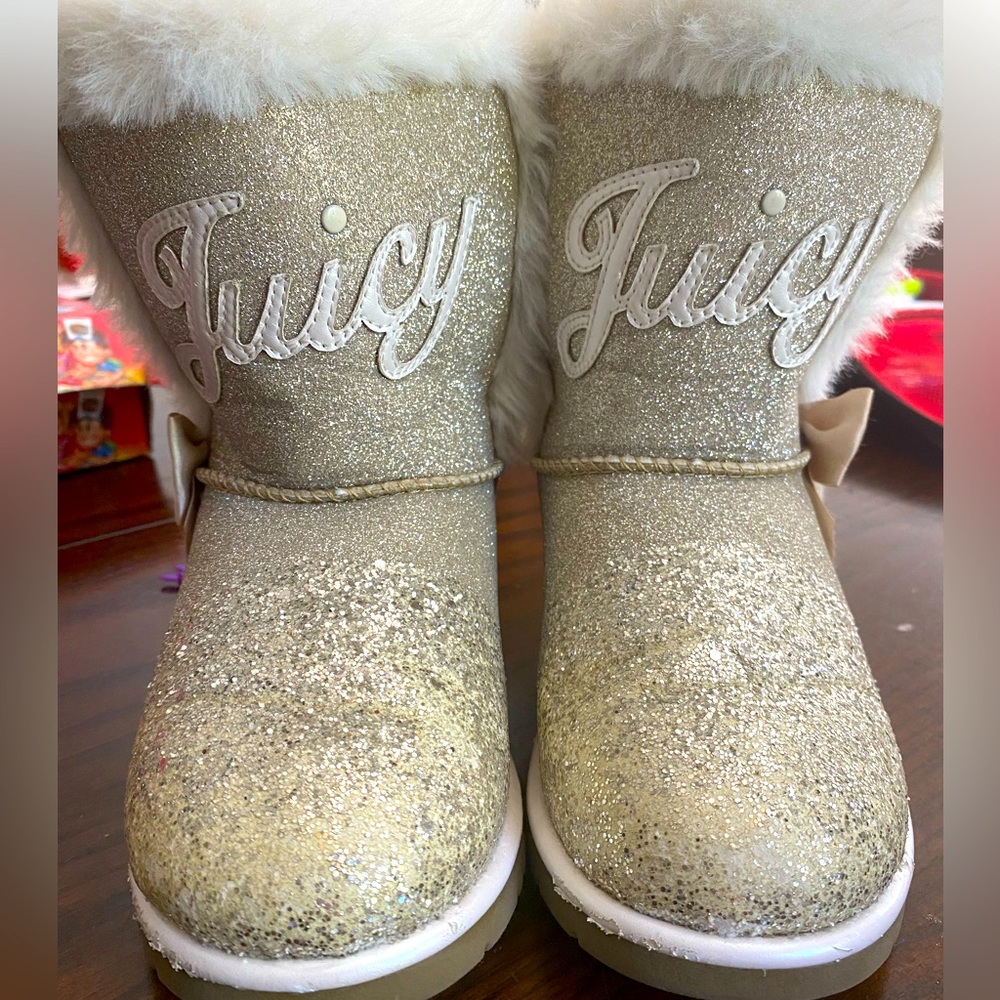 Juicy Couture Girls Boots